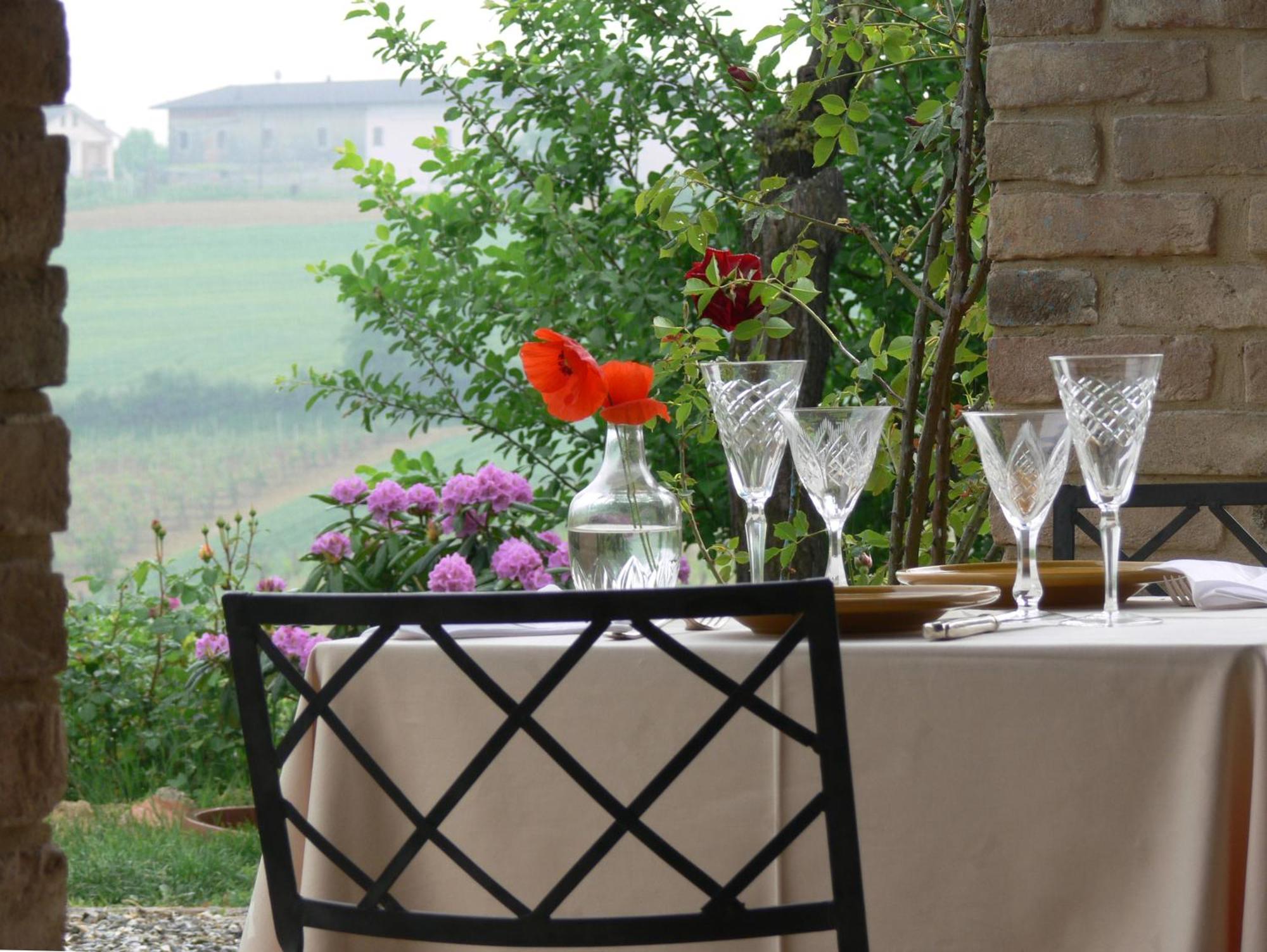 Casa Isabella Guest House Vaglio Serra Luaran gambar