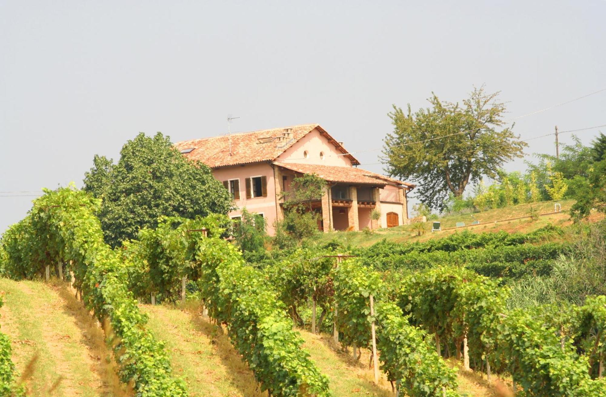 Casa Isabella Guest House Vaglio Serra Luaran gambar