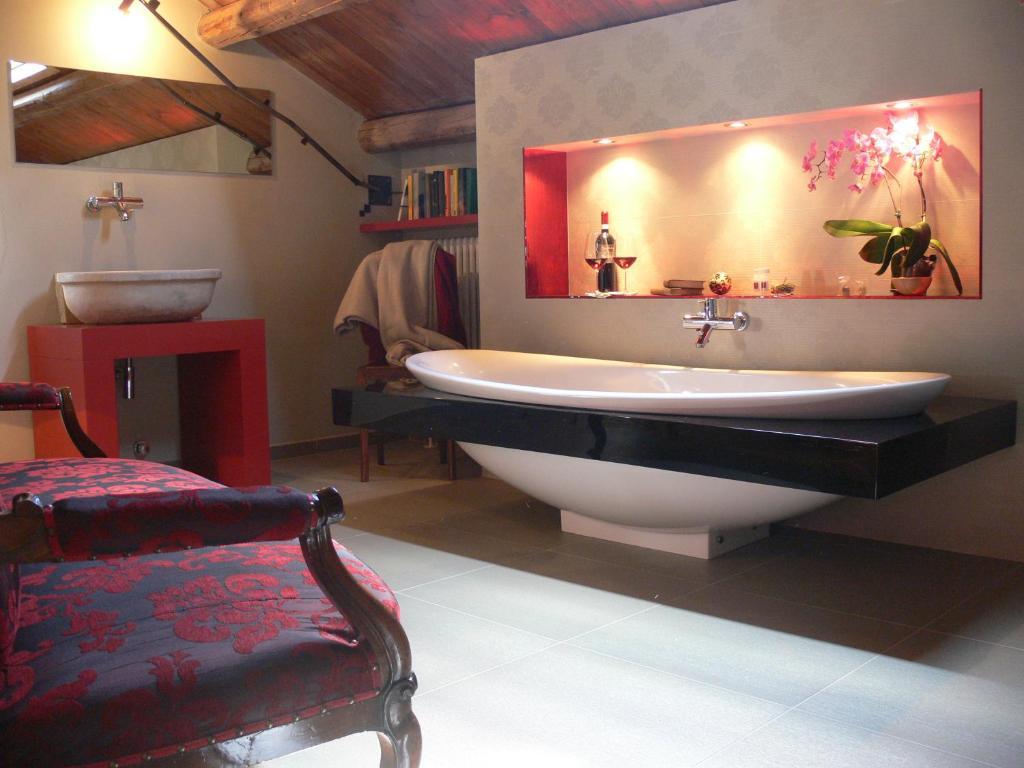 Casa Isabella Guest House Vaglio Serra Luaran gambar